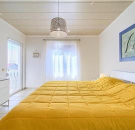 3 Bedroom Villa with Pool and Indoor Jacuzzi near Malinska, Sleeps 7